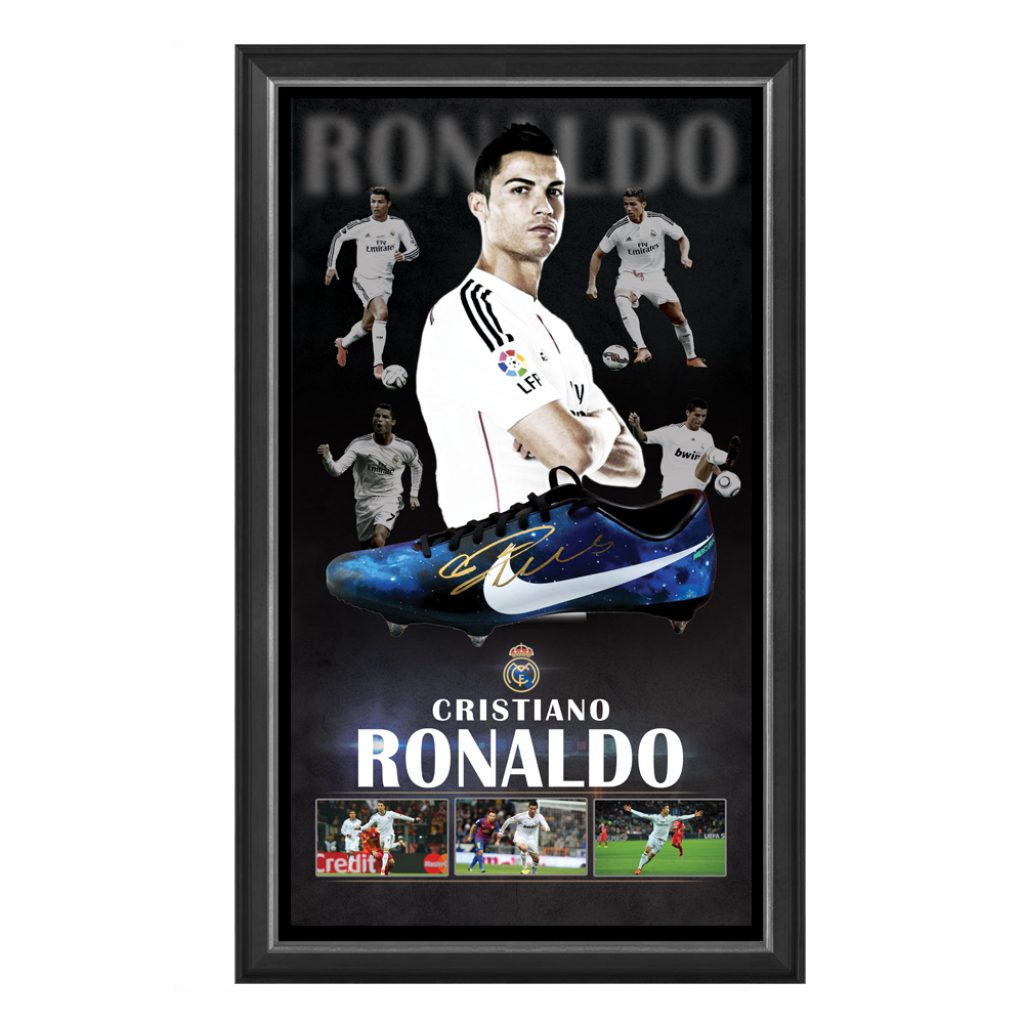 Cristiano Ronaldo Signed Memorabilia - Image to u