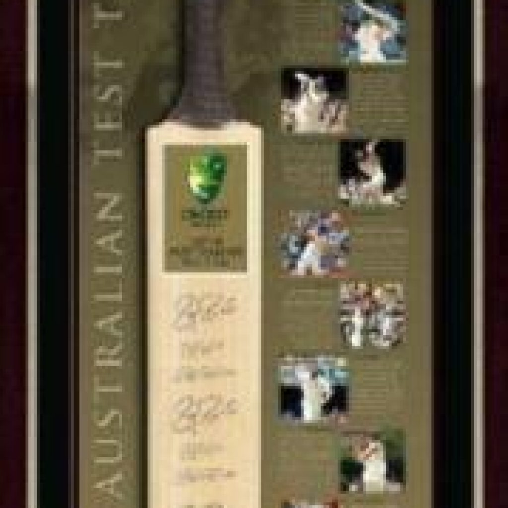 cricket-2007-08-australian-test-cricket-team-signed-bat-taylormade