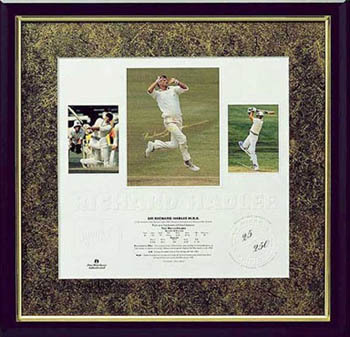 Cricket – Sir Richard Hadlee Signed Limited Edition Lithograph