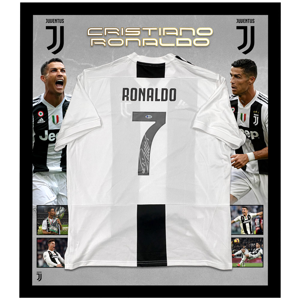 Soccer – Cristiano Ronaldo Signed & Framed Juventus FC Jersey (...