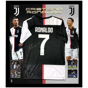 Soccer – Cristiano Ronaldo Signed & Framed Juventus FC Jersey