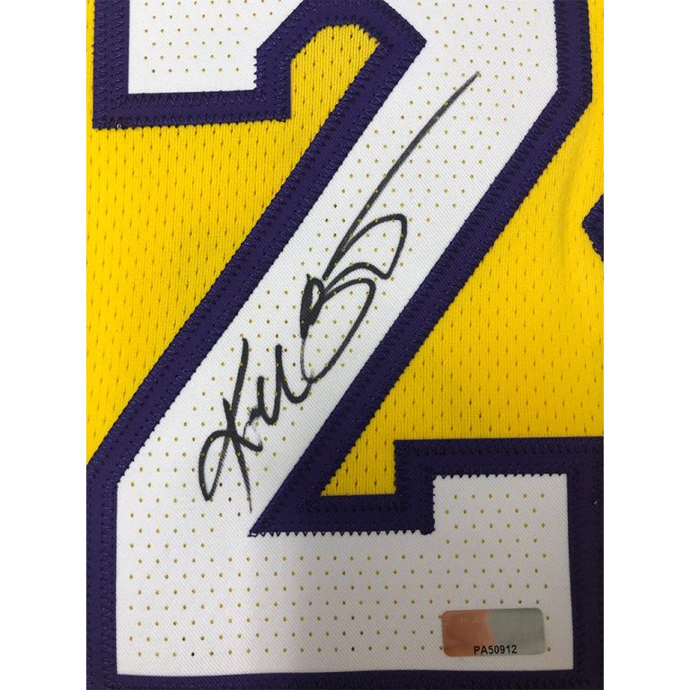 Kobe Bryant Hand Signed Panini Nike Authentic Gold Lakers Jersey ...