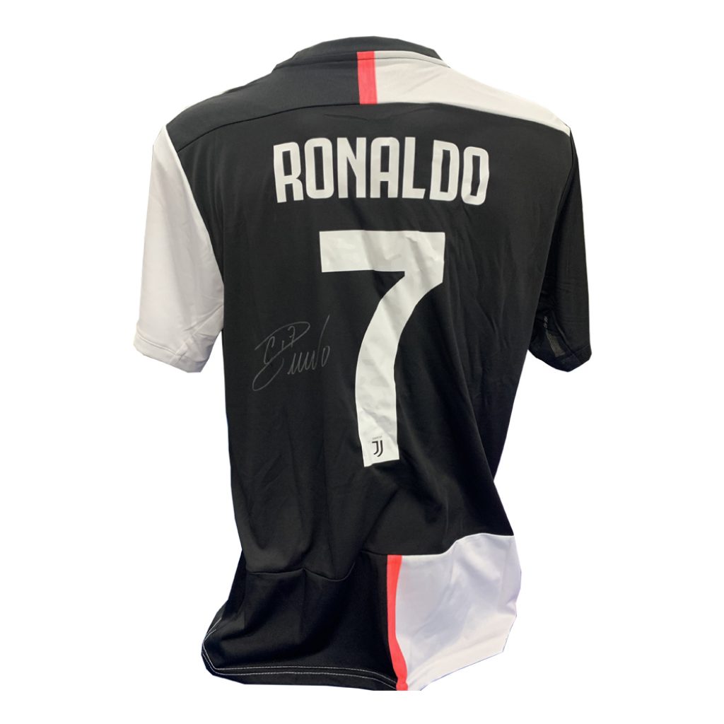 Exclusive Memorabilia Maillot de la Juventus signé par Cristiano Ronaldo :  : Sports et Loisirs