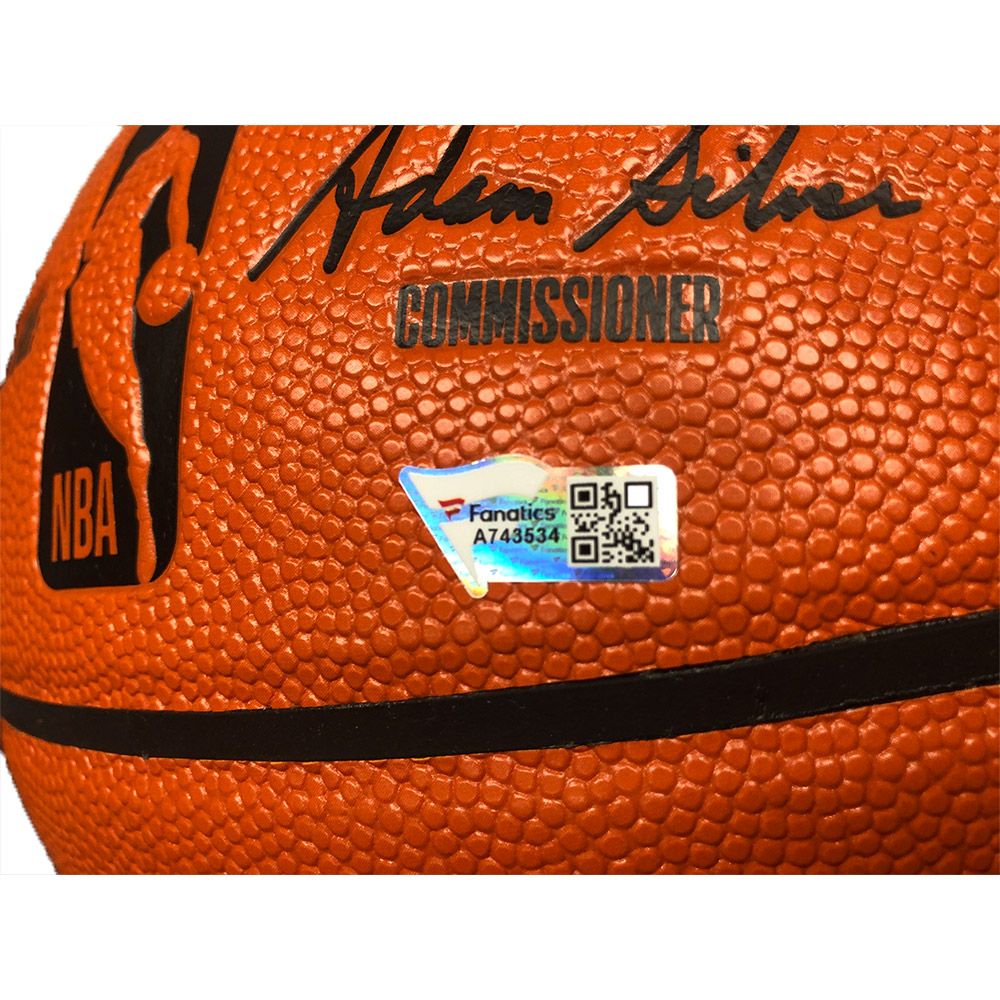 Basketball Giannis Antetokounmpo Hand Signed Spalding Basketball