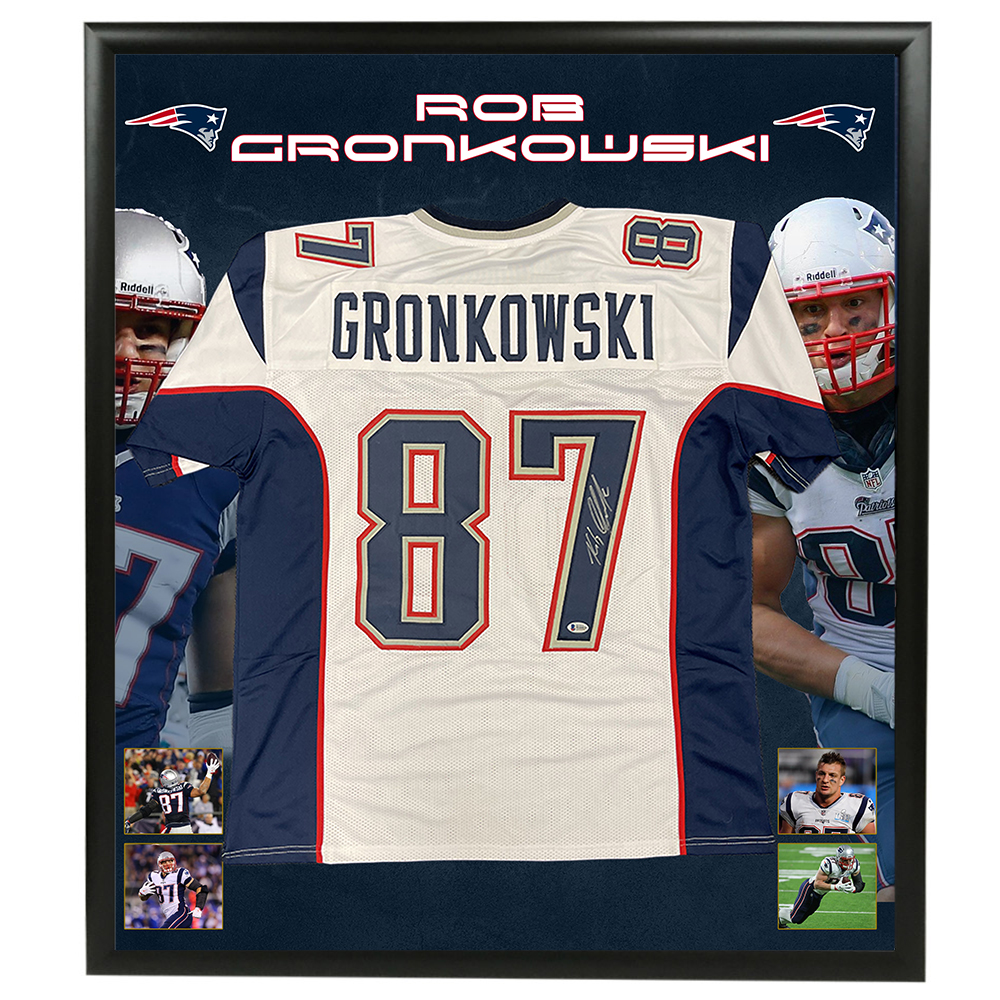 NFL – Rob Gronkowski Signed & Framed New England Patriots Jersey (Beckett COA)
