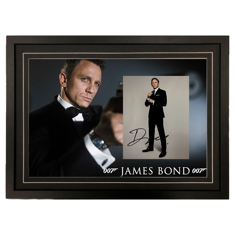 Daniel Craig – “James Bond” Signed & Framed 8...