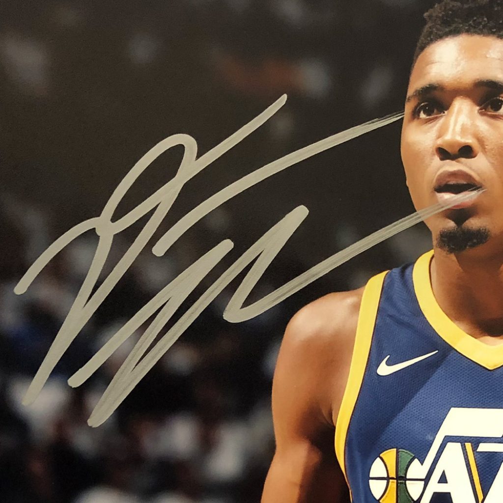 Donovan mitchell outlet signed jersey