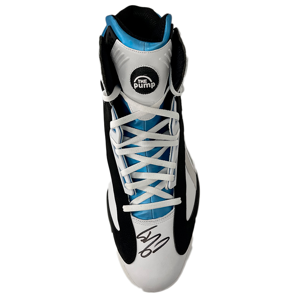 Charitybuzz: Shaquille 1997 Reebok Hand Signed Authentic Shoe
