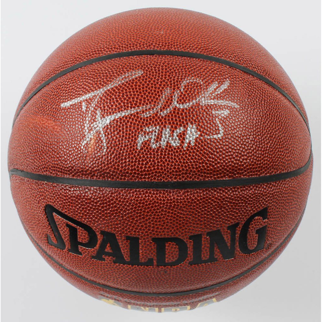 Basketball - Dwyane Wade Hand Signed Spalding Basketball (JSA COA ...