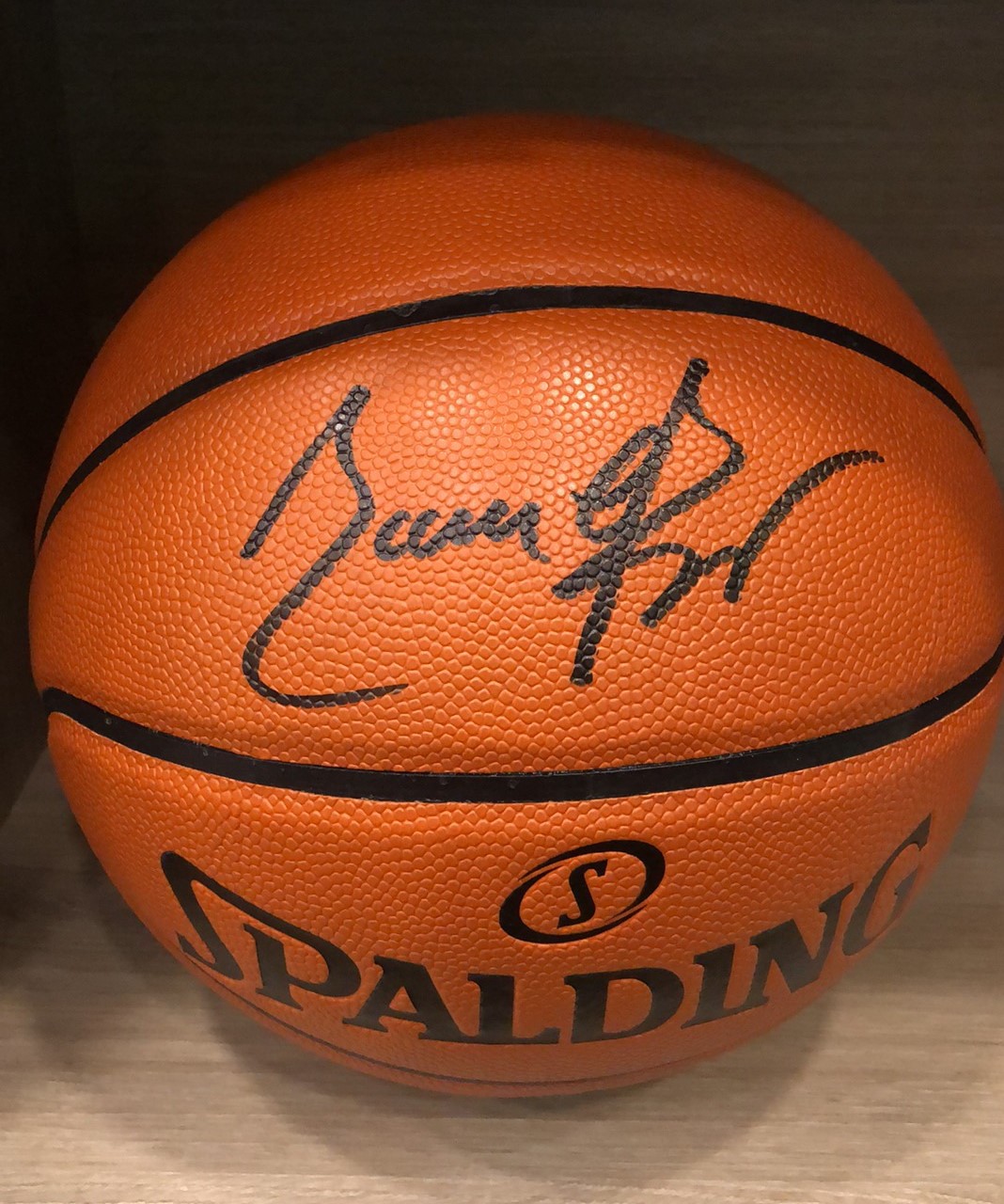Basketball – Scottie Pippen Hand Signed Basketball