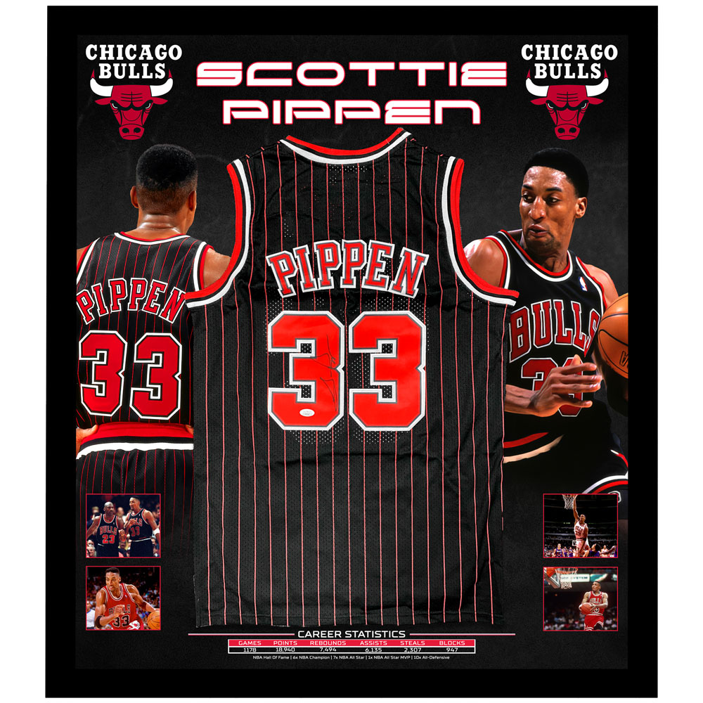 Scottie Pippen Signed & Framed Chicago Bulls 95-96 Jersey (JSA COA)