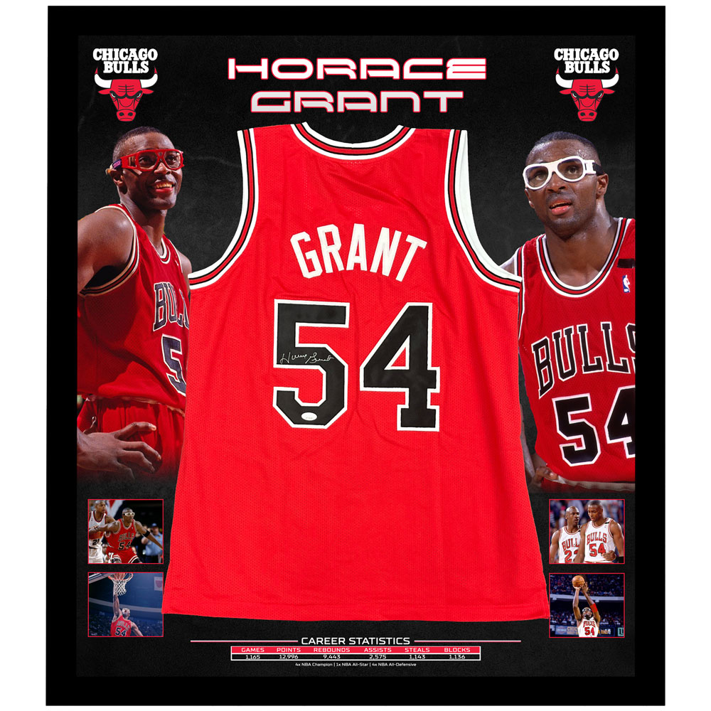 Basketball – Horace Grant Signed & Framed Chicago Bulls Jer...