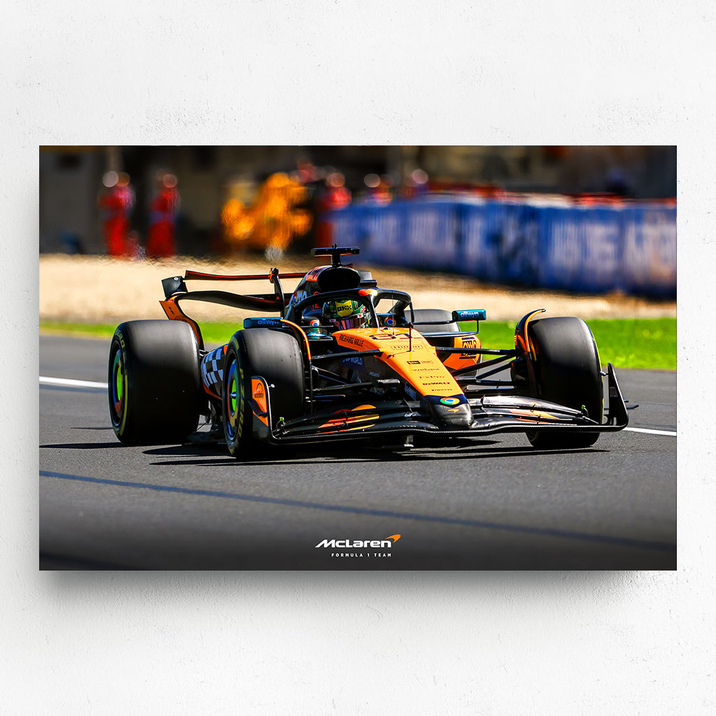 Canvas – Oscar Piastri Mclaren H5