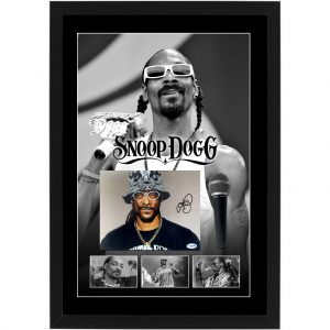 SNOOP DOGG Signed & Framed 8x10 Photo with Microphone (ACOA COA)