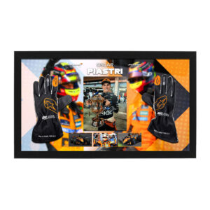 Formula 1 - Oscar Piastri Signed & Framed Glove Display