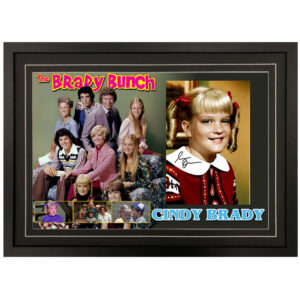The Brady Bunch - "Cindy Brady" Susan Olsen Signed & Framed 8x10 Photo Display A